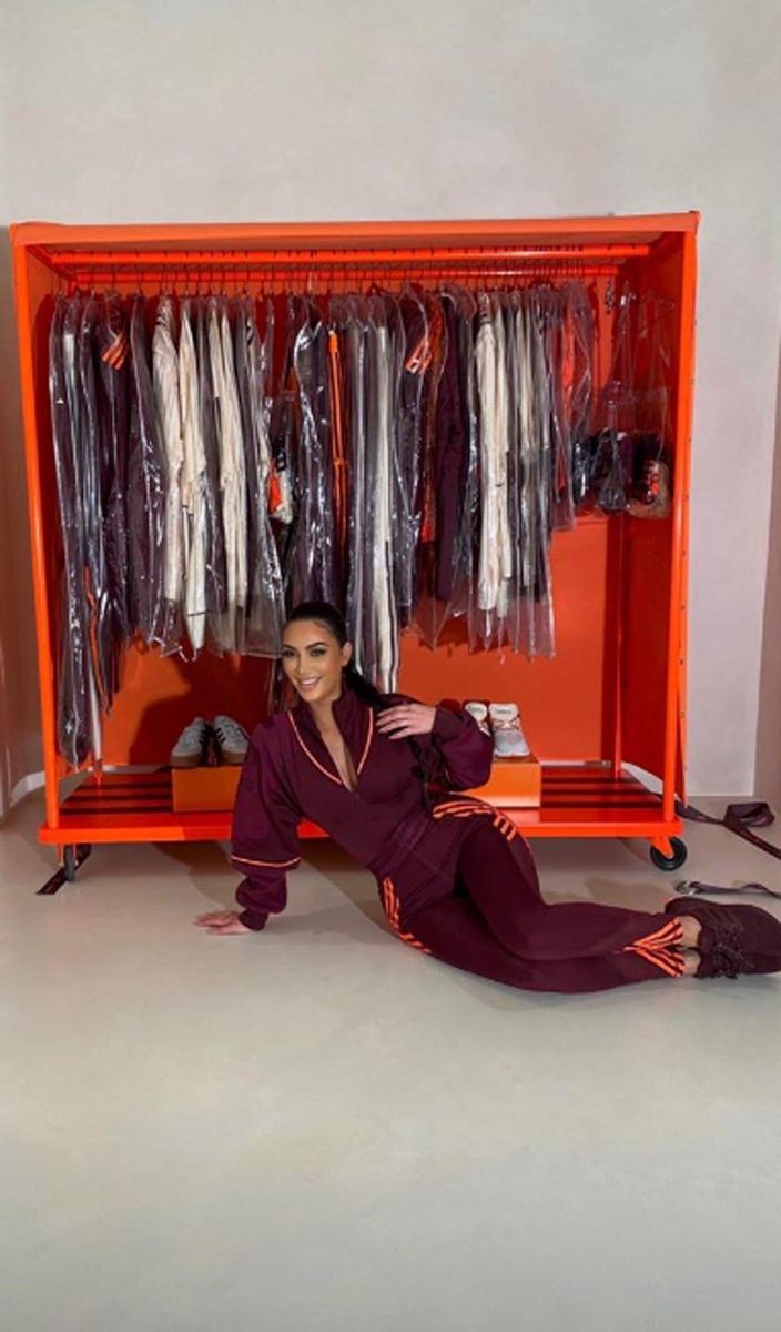 Kim Kardashian con la colección de Beyoncé