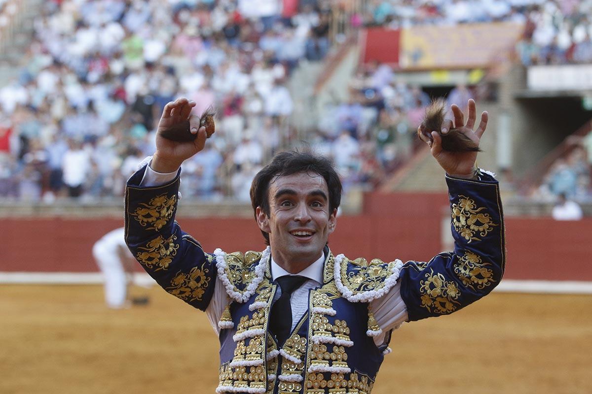 Finito y Lagartijo salen a hombros en Los califas