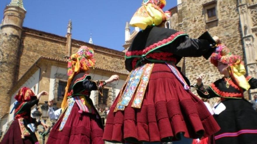 Cinco grupos y una misma herencia cultural: la cita que te a