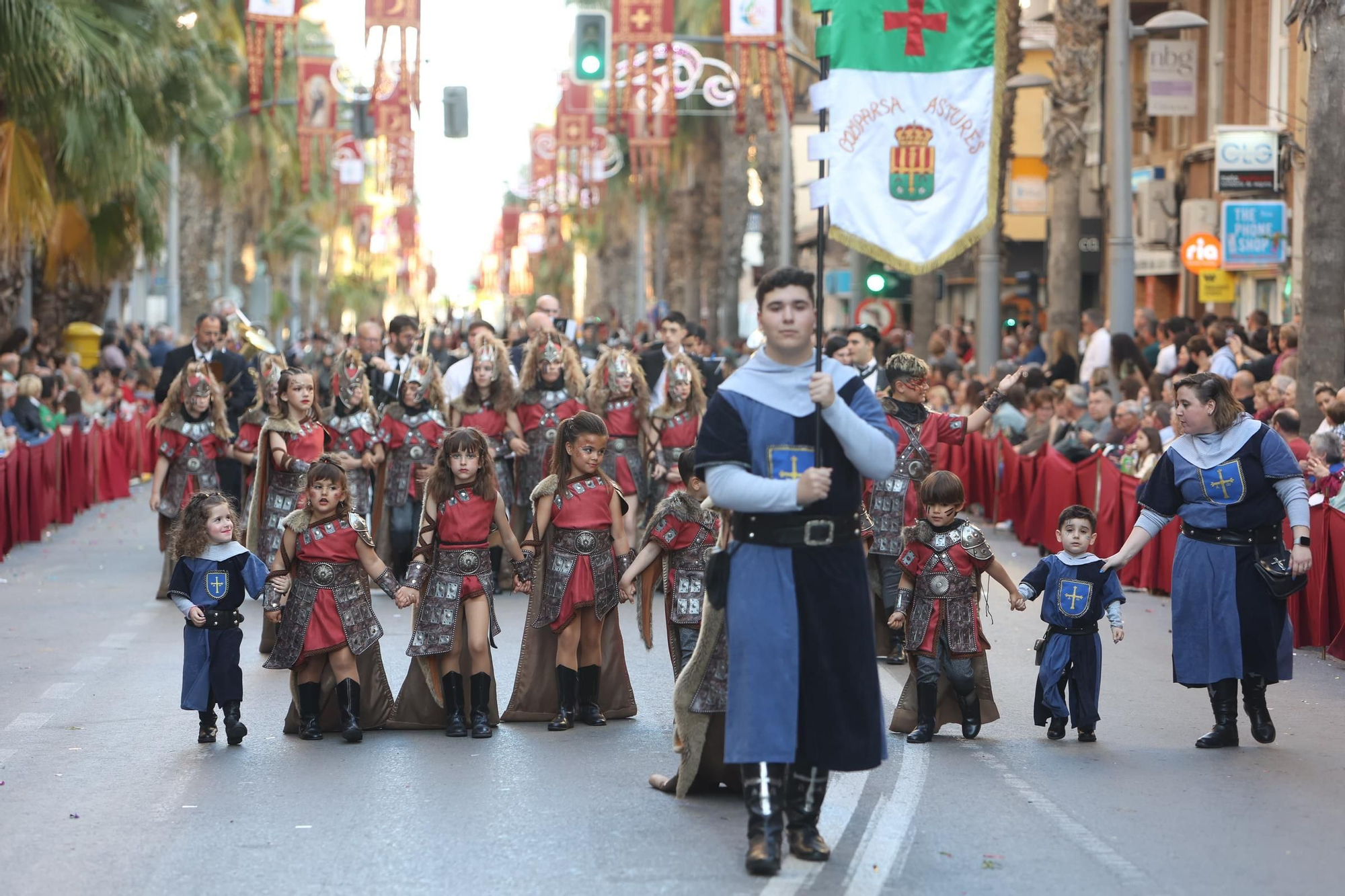 La entrada cristiana en los Moros y Cristianos de San Vicente, en imágenes