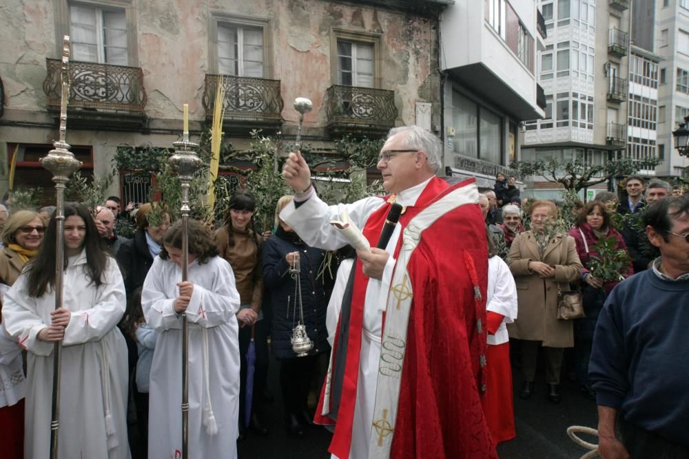 Semana Santa en A Estrada 2016 | El Domingo de Ramos gana fieles en A Estrada