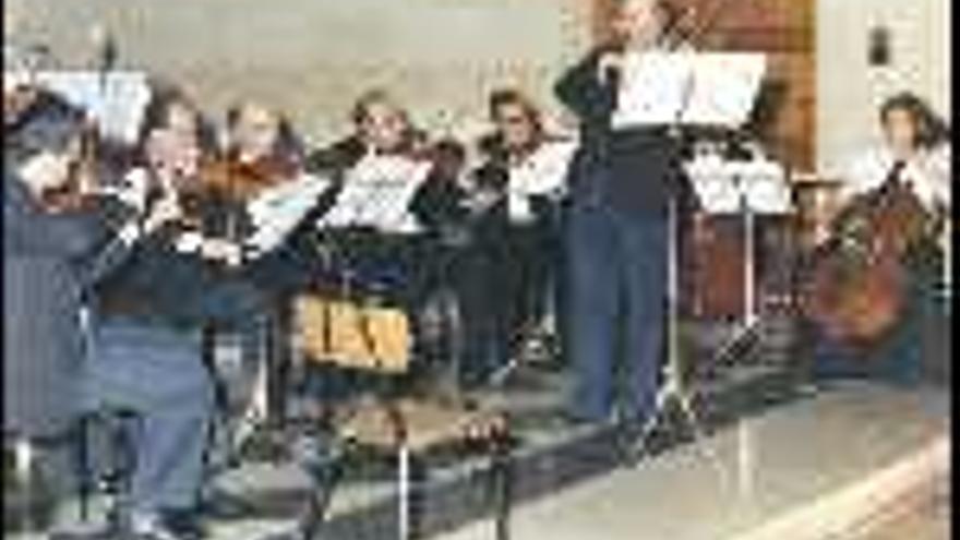 La Orquesta Sinfónica de San Vicente celebra 25 años de música - Información