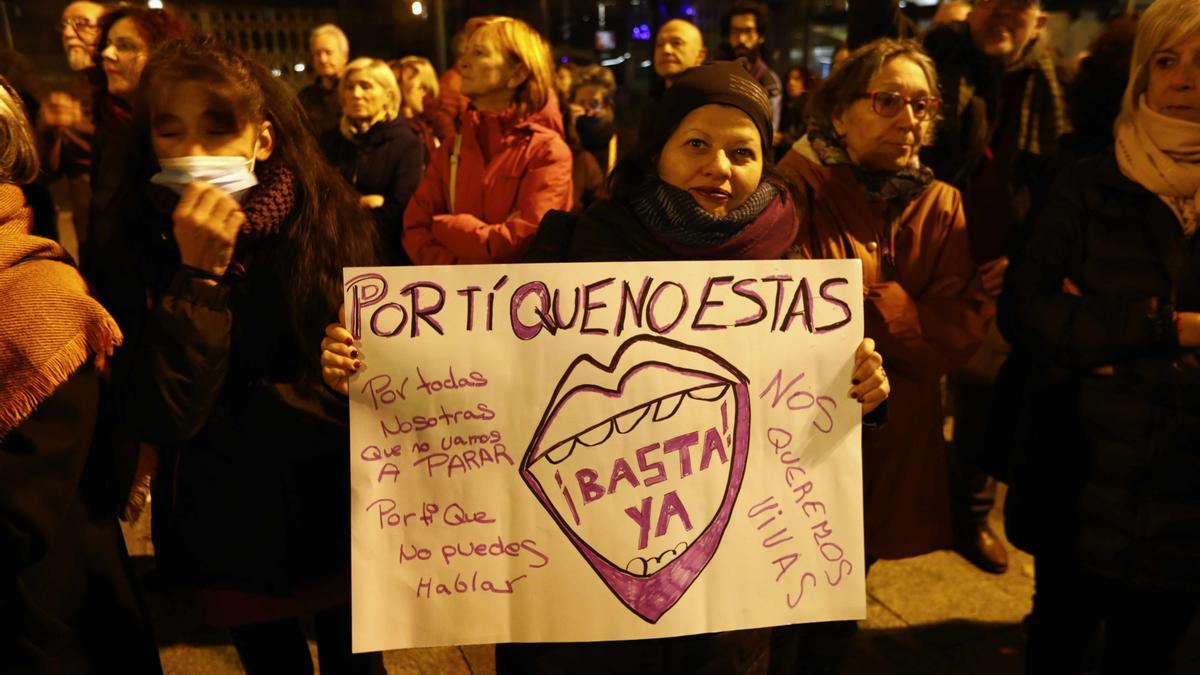 Zaragoza se echa a la calle contra la violencia machista