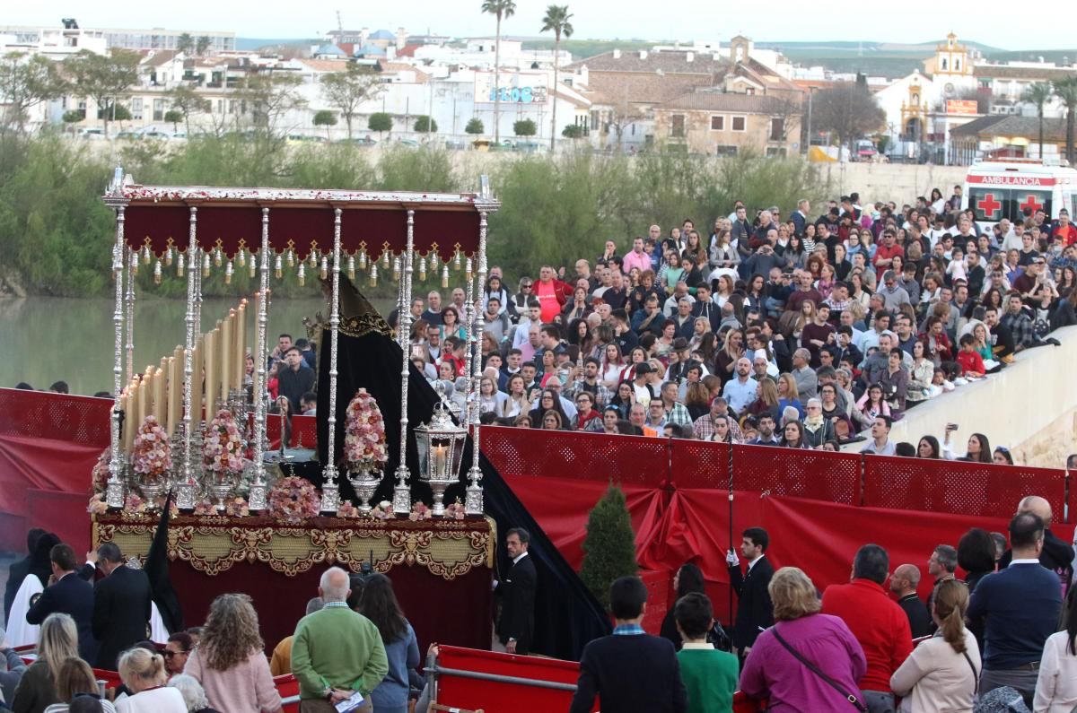 La cofradía del Perdón perfecciona su estilo con el paso de los años