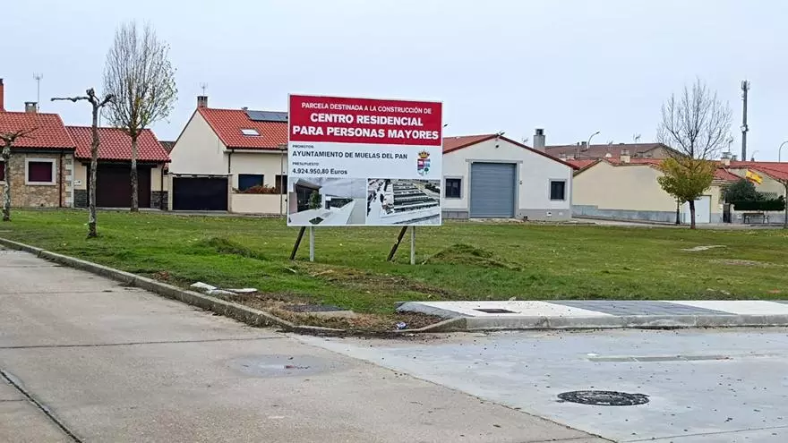 Frenazo a la residencia de mayores de Muelas del Pan: el Ayuntamiento renuncia a su pesar a su construcción