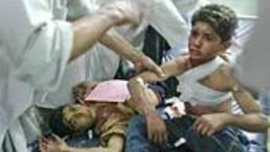 Al menos 37 niños y 4 adultos mueren en un triple atentado en Bagdad