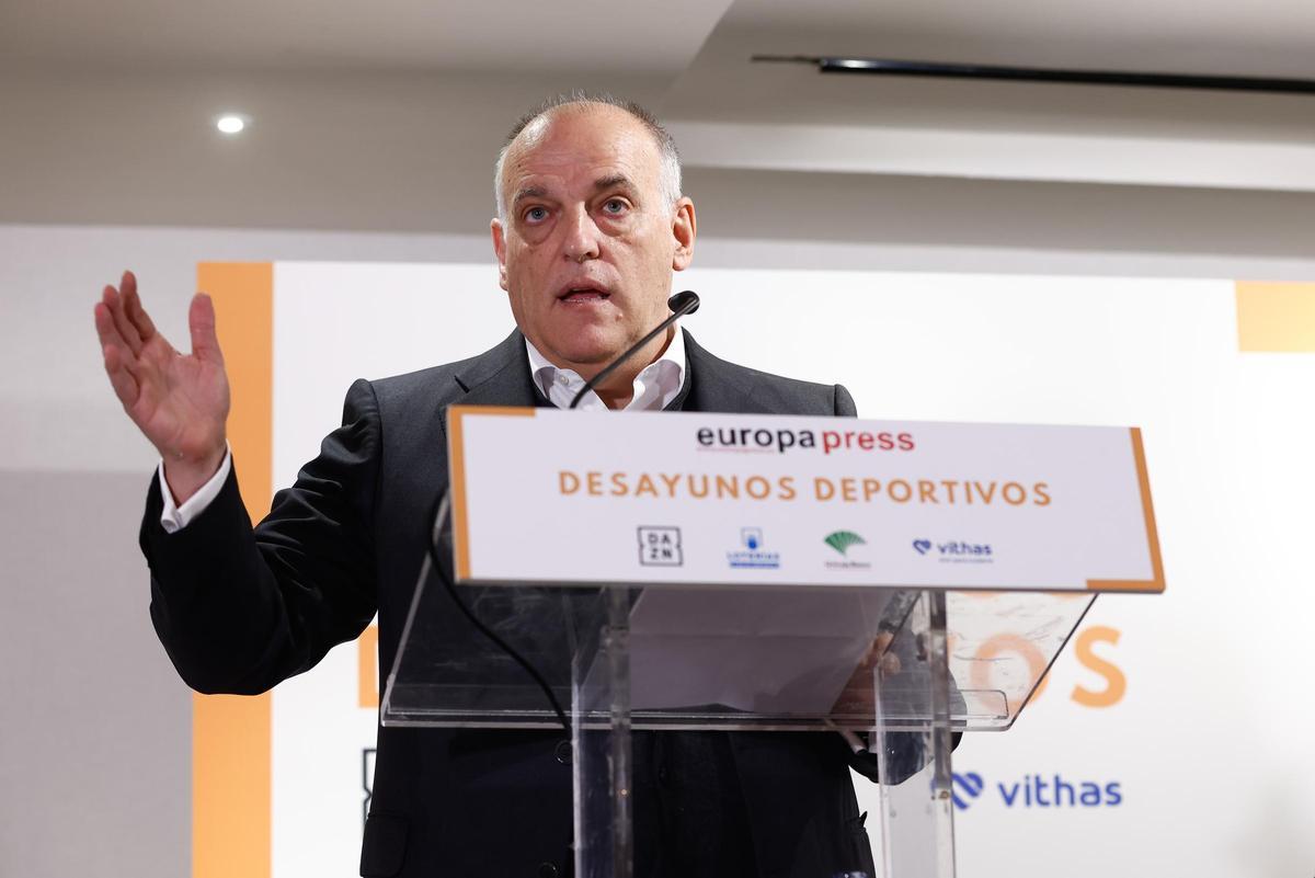 El presidente de LaLiga, Javier Tebas, este jueves en un desayuno informativo.