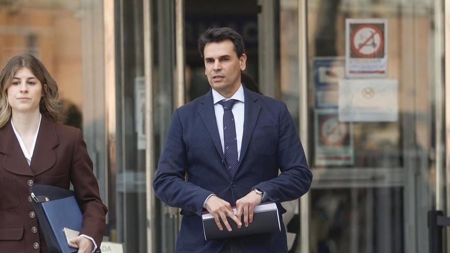 La jueza llama como testigo a la pareja de Ayuso en la causa contra Miguel Ángel Rodríguez por revelación de secretos