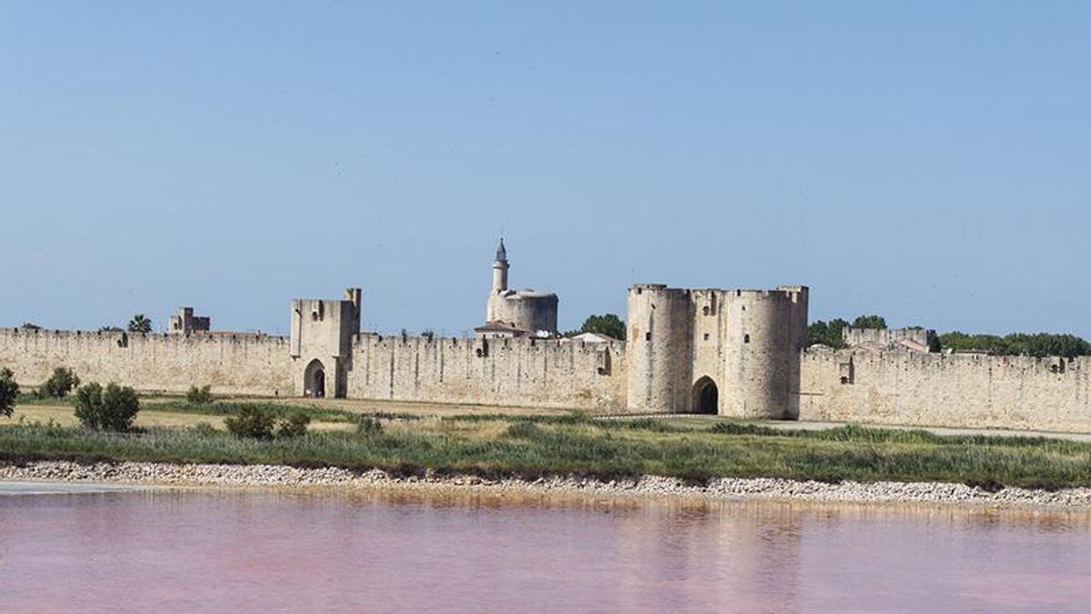 Torres y murallas de Aigues-Mortes
