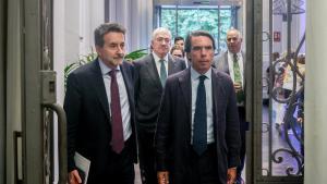 El consejero delegado de Repsol, Josu Jon Imaz, junto al expresidente del Gobierno, José María Aznar, y los consejeros delegado de Endesa e Iberdrola España, José Bogas y Mario Ruiz-Tagle.