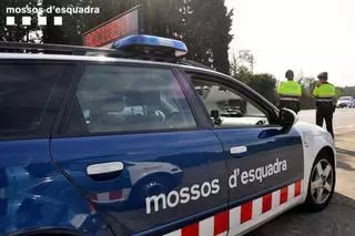 Tres detinguts per robar en habitatges a Sant Gregori i a Bescanó