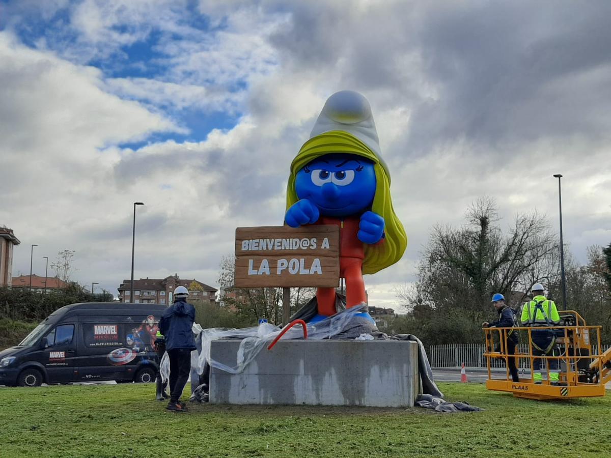 La Pitufina karateca de la Pola