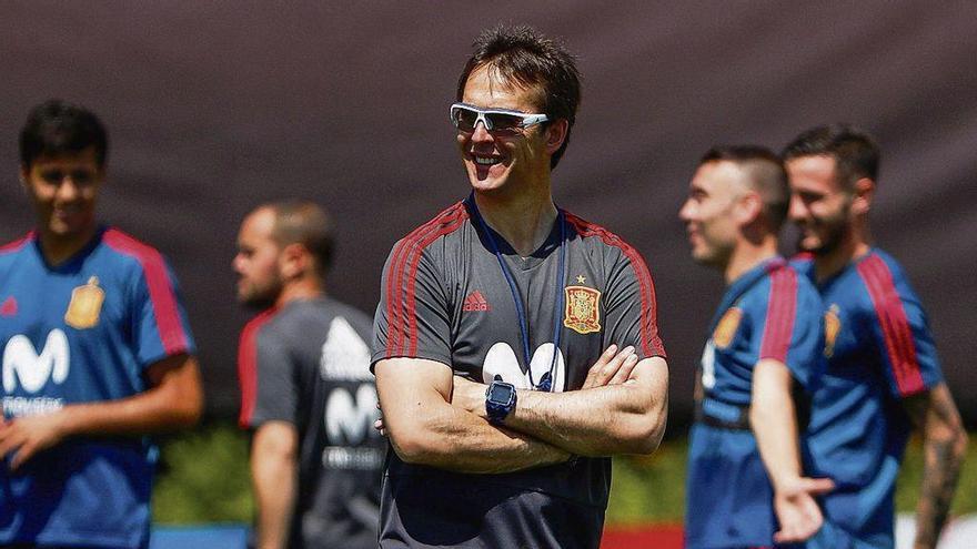 Lopetegui, en el entrenamiento de ayer de España en Krasnodar (Rusia).