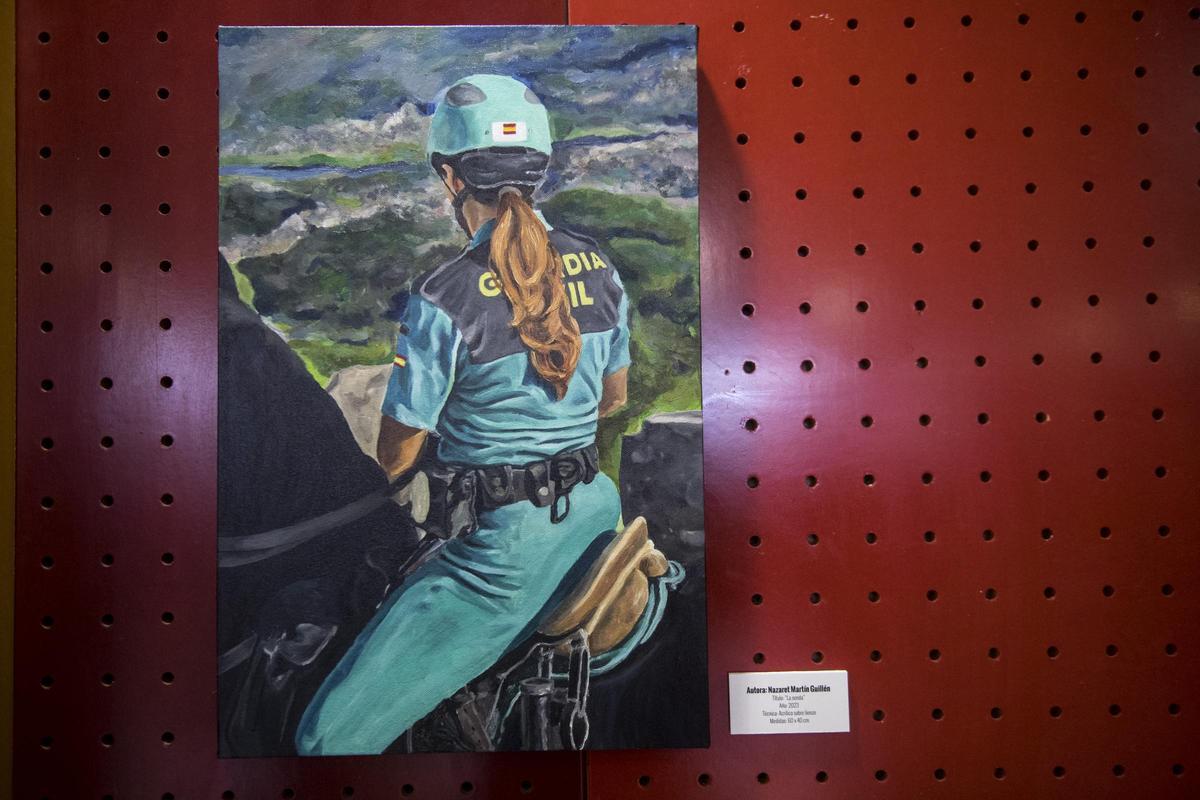 GALERÍA | Así fue la entrega de premios del concurso nacional 'La mujer Guardia Civil' en la Comandancia de Cáceres