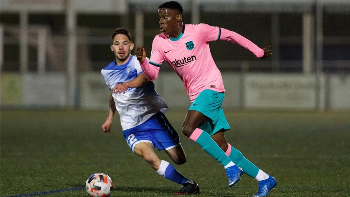 Ilaix Moriba volverá a ser, como ante el Prat, el 'pegamento' en el centro del campo