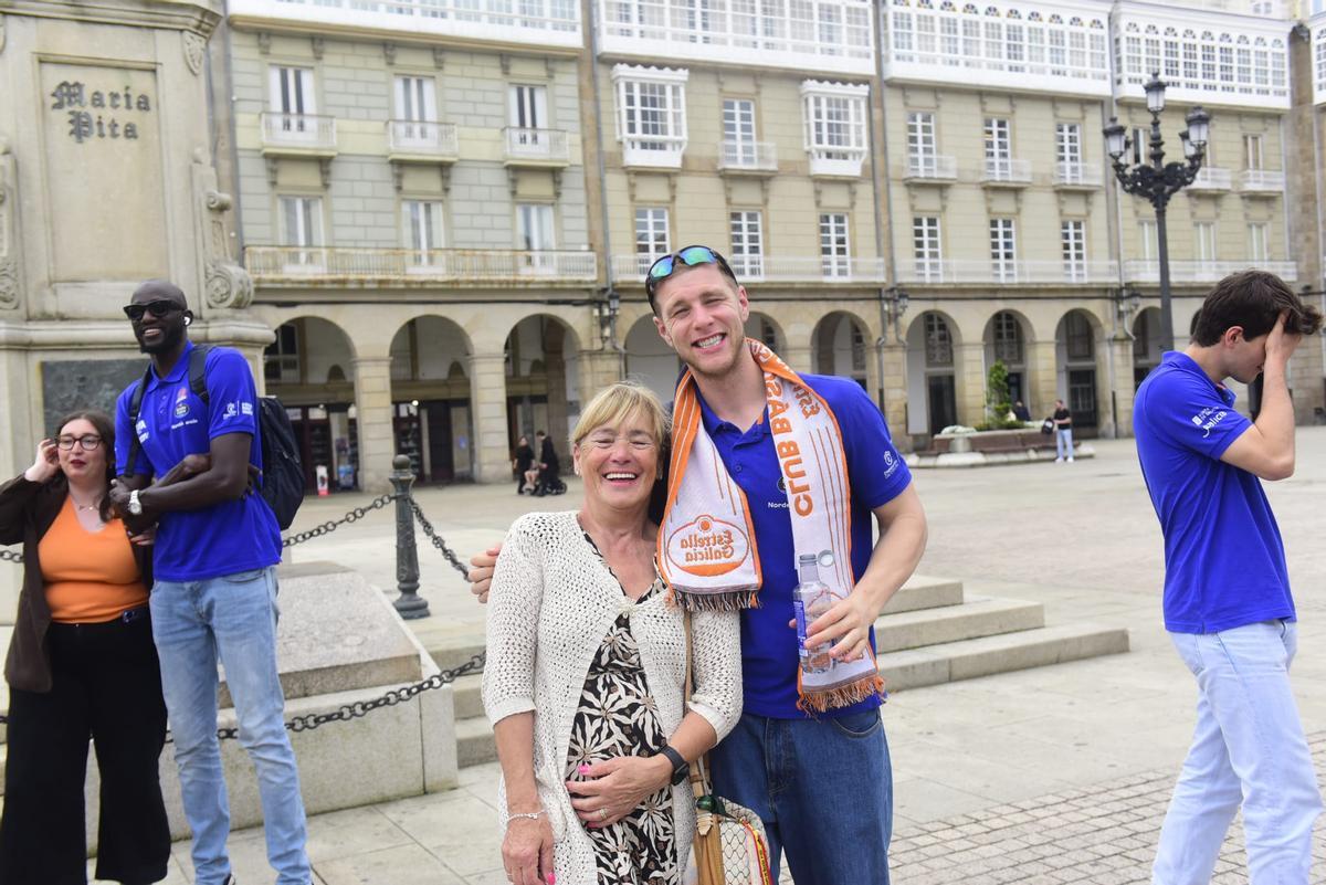 Recepción municipal al Leyma Coruña tras el ascenso a ACB