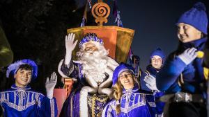 El Rey Melchor, durante la cabalgata de los Reyes Magos de Badalona del año 2023