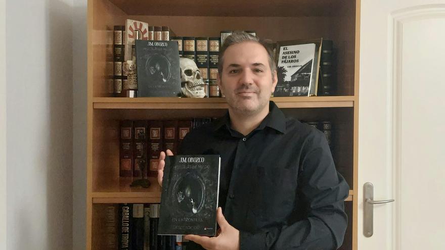 Juan Manuel Orozco se adentra en su nuevo libro &quot;en la frontera de lo desconocido&quot;