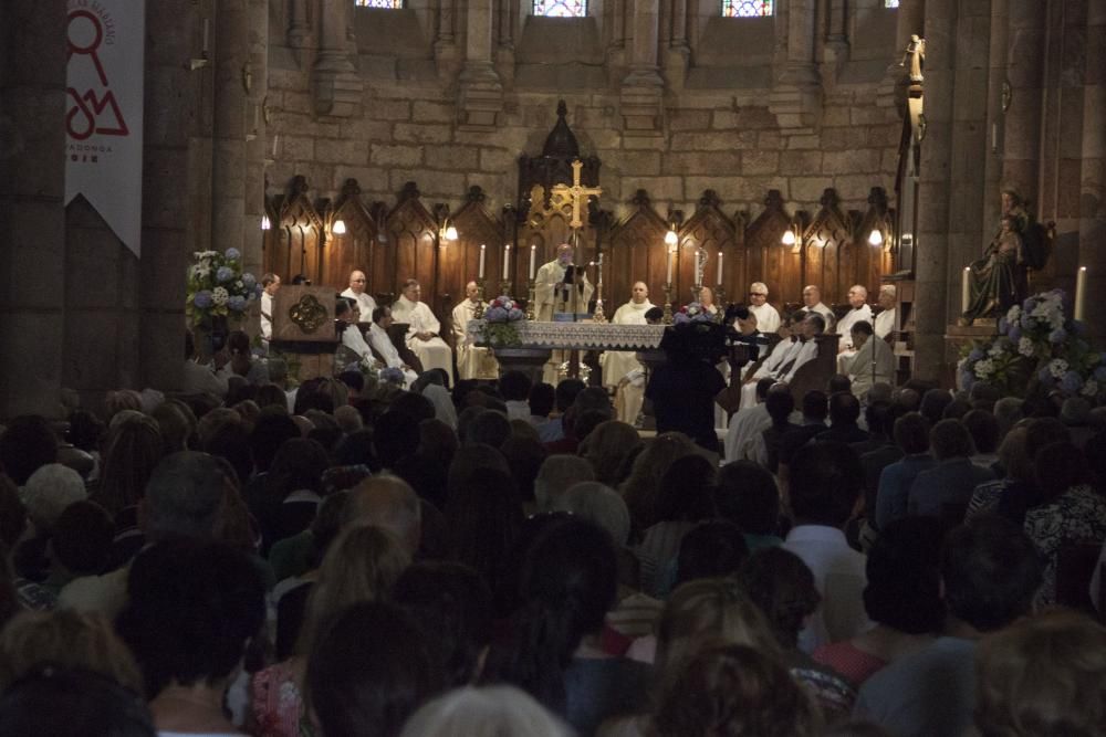 El Arzobispo de Oviedo, en Covadonga