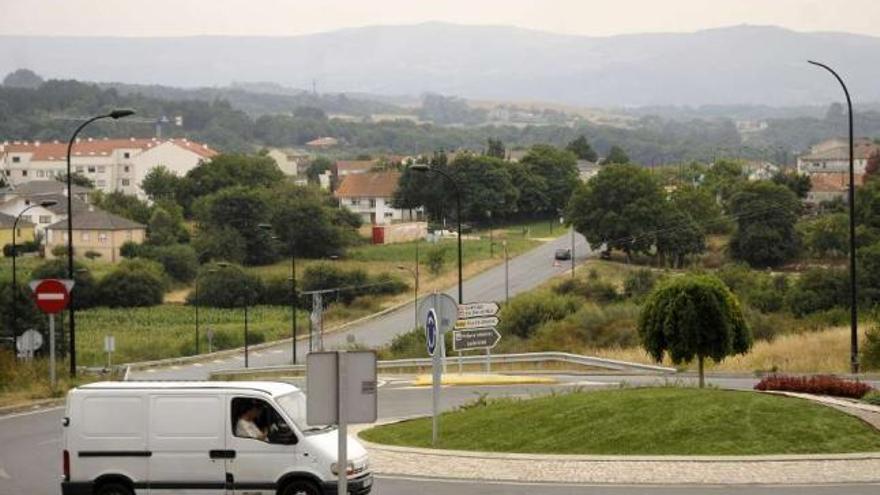 Panorámica de la zona de A Trigueiriza, donde se asentará el supermercado.  // Bernabé/Javier Lalín