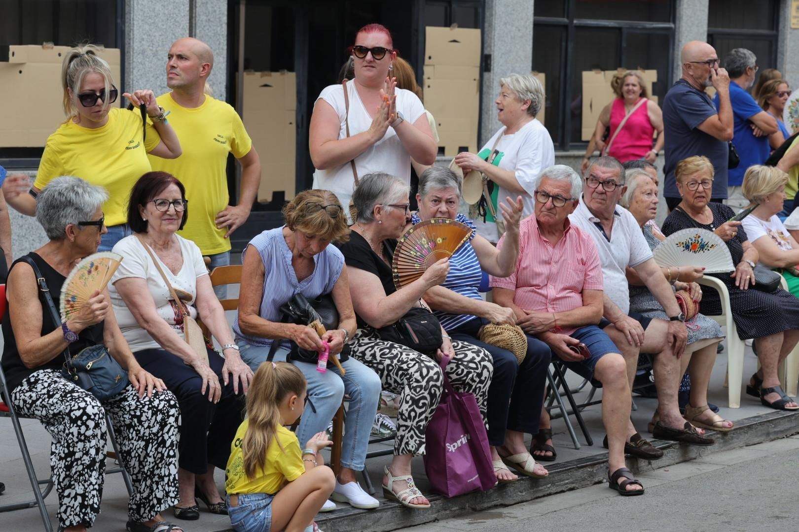 Galería | El Grau disfruta de su desfile de peñas