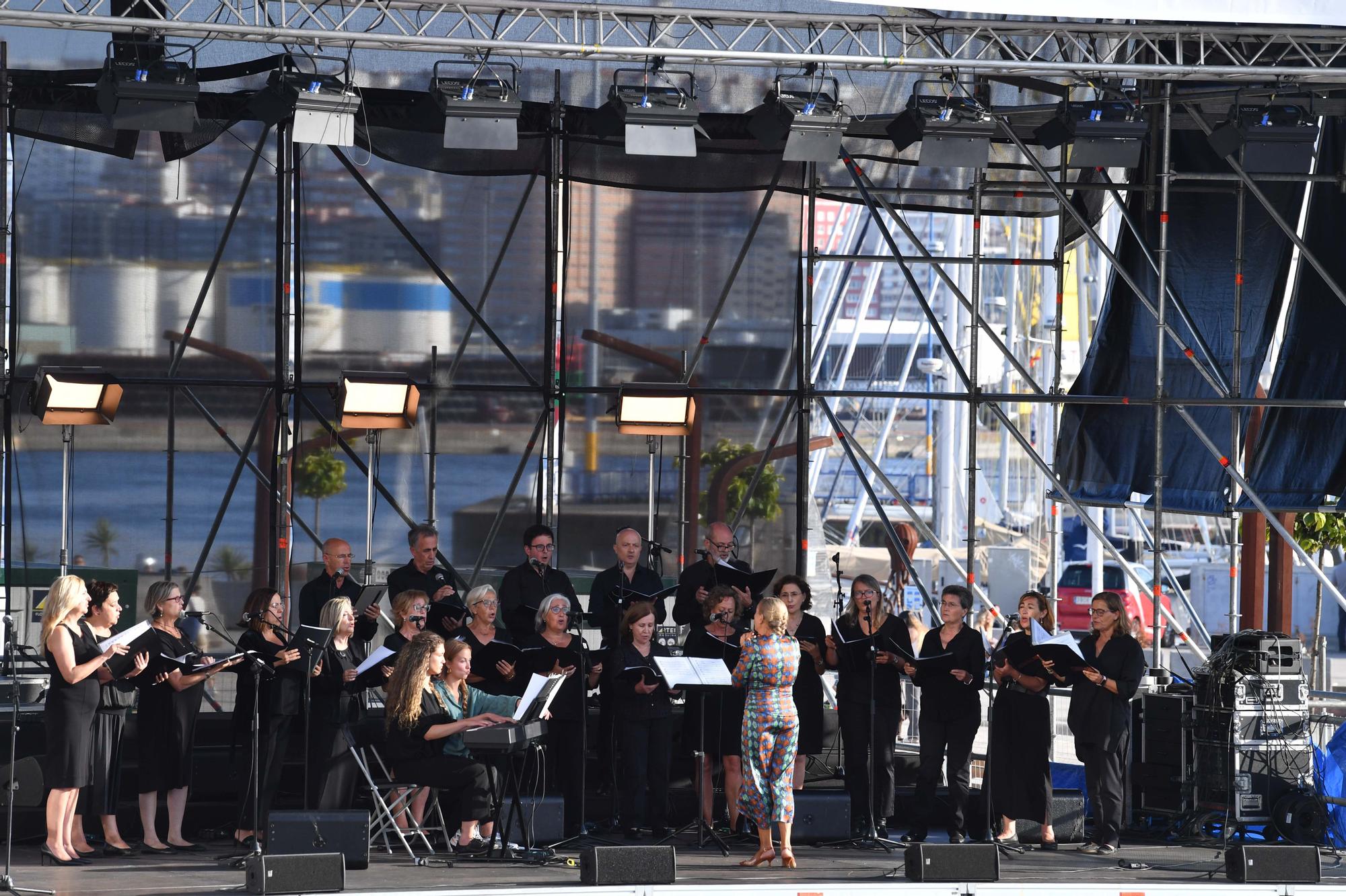 La Antigua, Lucero del Alba y la Tuna de Veteranos en el Certamen de Habaneras de A Coruña