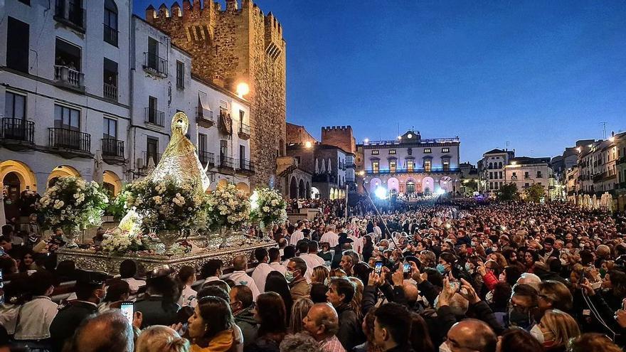 Llenazo en la Virgen de Montaña: la foto nunca vista