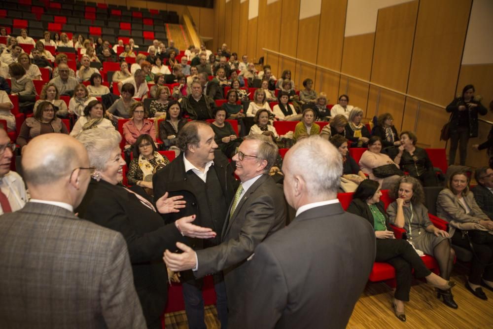 Despedida de los médicos jubilados del HUCA