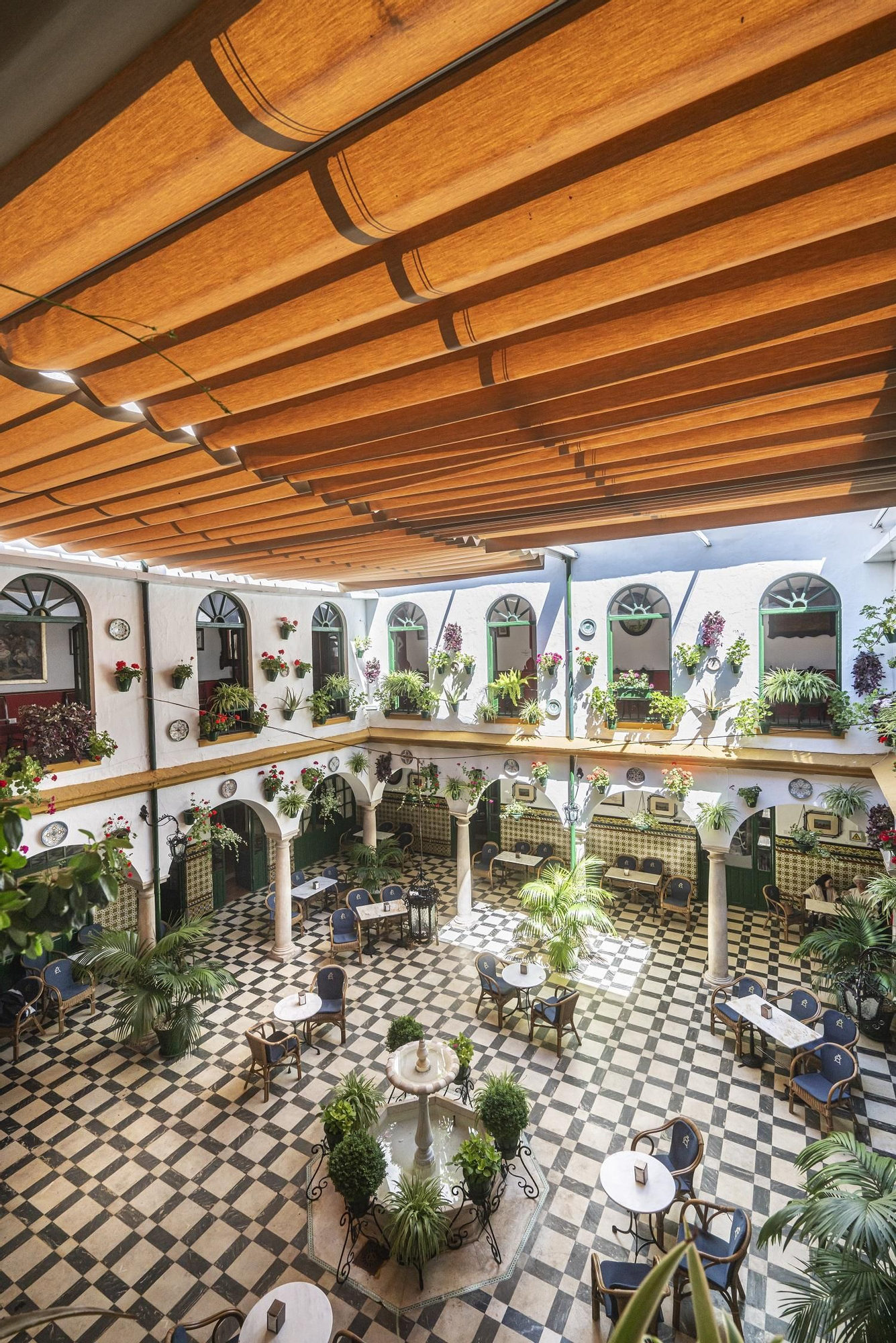 Patio del Círculo de la Amistad de Cabra.