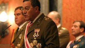 El teniente general Mena Aguado, durante su controvertido discurso de la Pascua Militar del 2006.