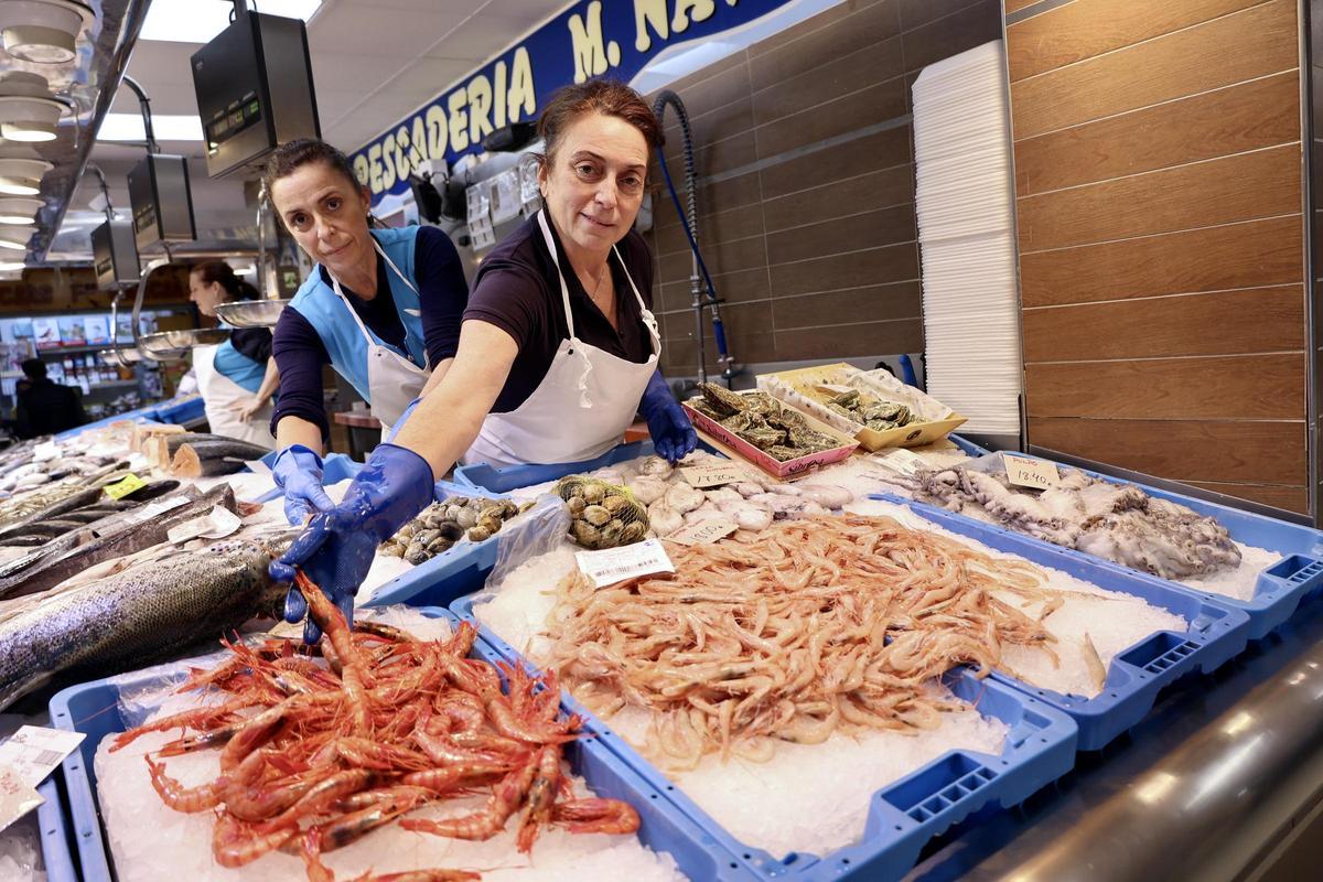 Pescadería M Navarro, en el mercado de Vistabella (Murcia).