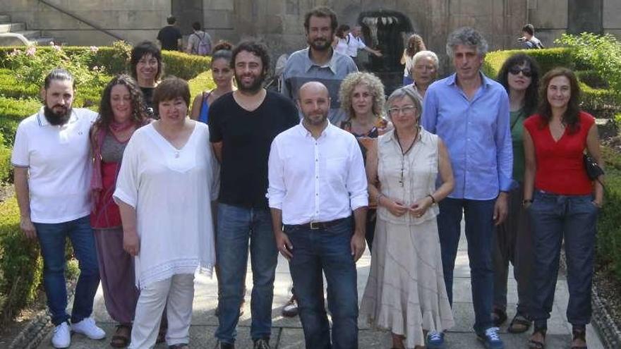 Villares (centro), con el resto de candidatos de Ourense. // J. Regal