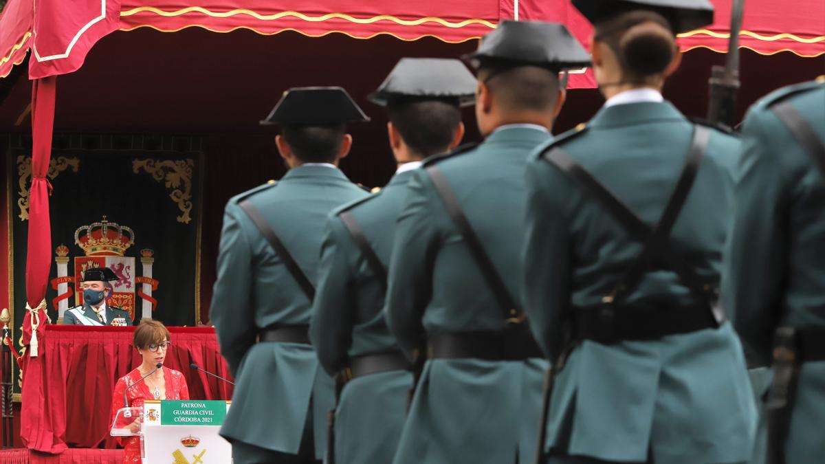 Parada militar y desfile de la Guardia Civil en Córdoba