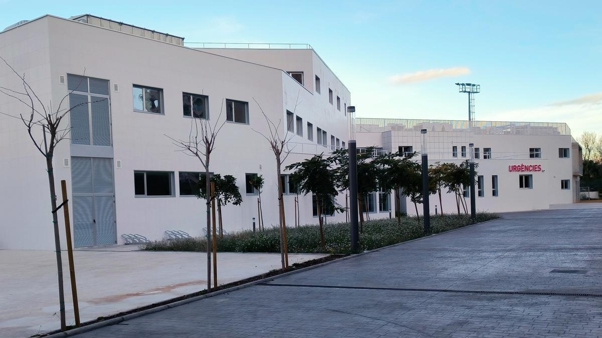 El Centro de Salud del Rincón de Loix sigue esperando su puesta en funcionamiento.