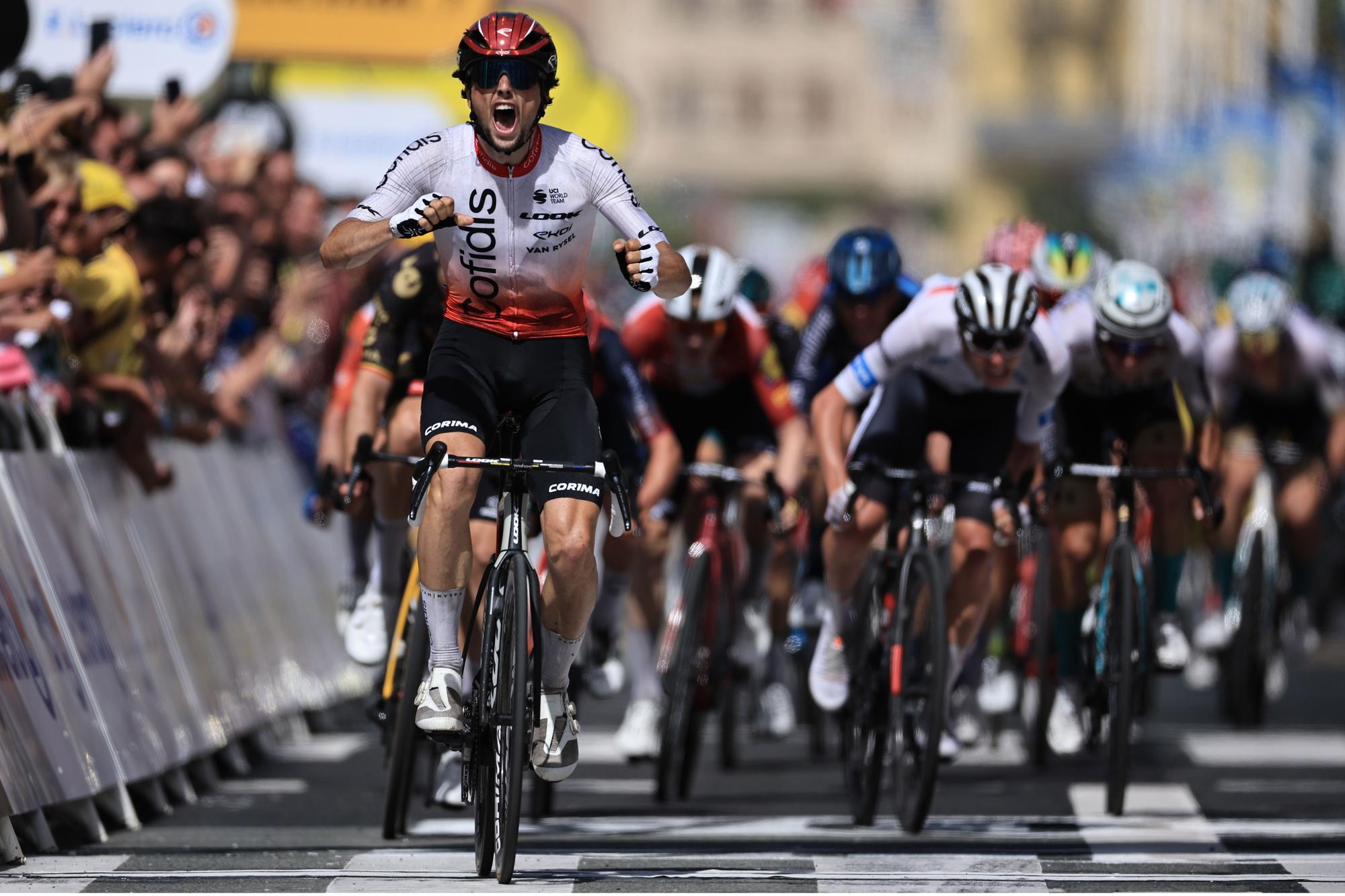 IMÁGENES | Las mejores imágenes de la etapa 1 del Tour de Francia