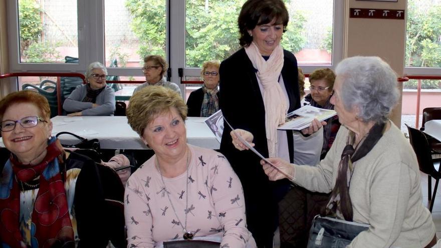 Los mayores de Onda reciben diplomas por participar en los talleres