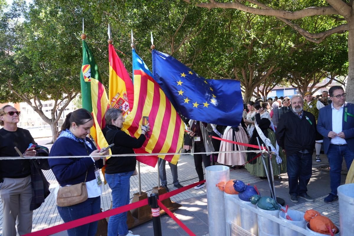 Galería de fotos de la mascletà de Pirotecnia Pibierzo Galería de fotos de la mascletà de Pirotecnia Pibierzo