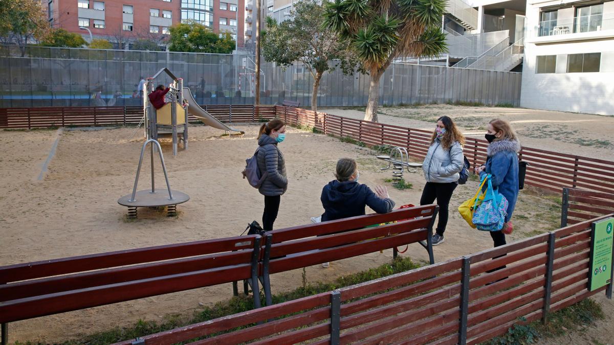 Estado actual del parque pendiente de urbanizar de la Colonia Castells