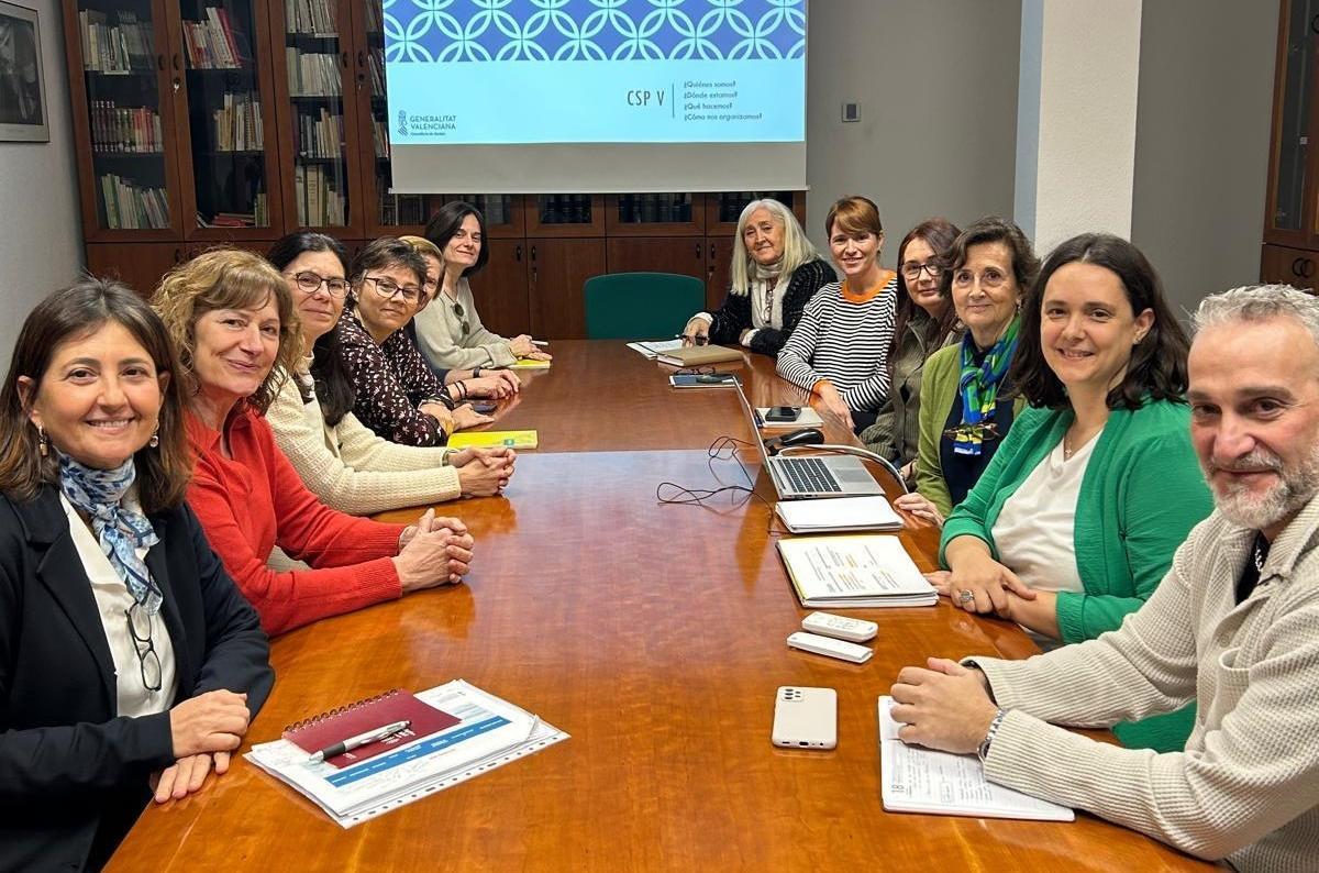 Begoá Comendador en su reunión en el Centro de Salud Pública de València.