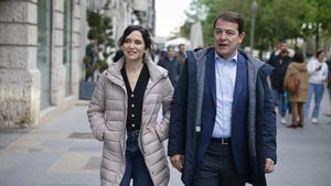 Ayuso afirma que Sánchez no debe seguir un segundo más y tilda su carta de impresentable