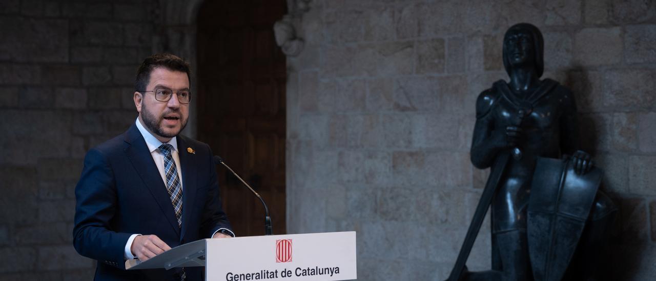 El presidente de la Generalitat, Pere Aragonés, comparece tras el anuncio de la reforma del delito de sedición, a 11 de noviembre de 2022, en Barcelona, Cataluña (España). Aragonès ha celebrado que el delito de la sedición queda eliminado del Código Penal