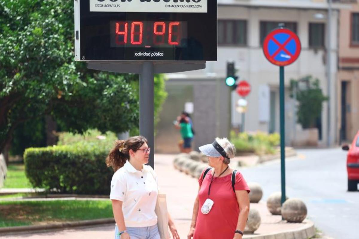 Termómetros en Castellón en plena ola de calor.