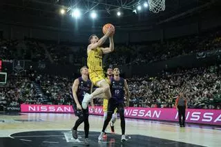 Partido Bilbao Basket - La Laguna Tenerife, en imágenes
