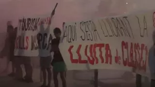 Konfetti-Protest von Tourismus-Gegnern am Hafen von Palma de Mallorca: Alle Angeklagten freigesprochen