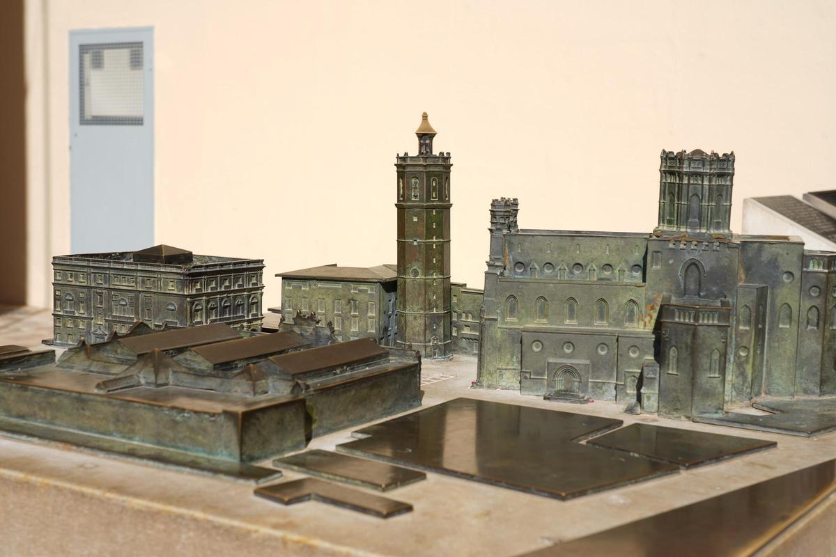 Imagen de la maqueta con el Fadrí, antes de que Patrimonio lo retirara.