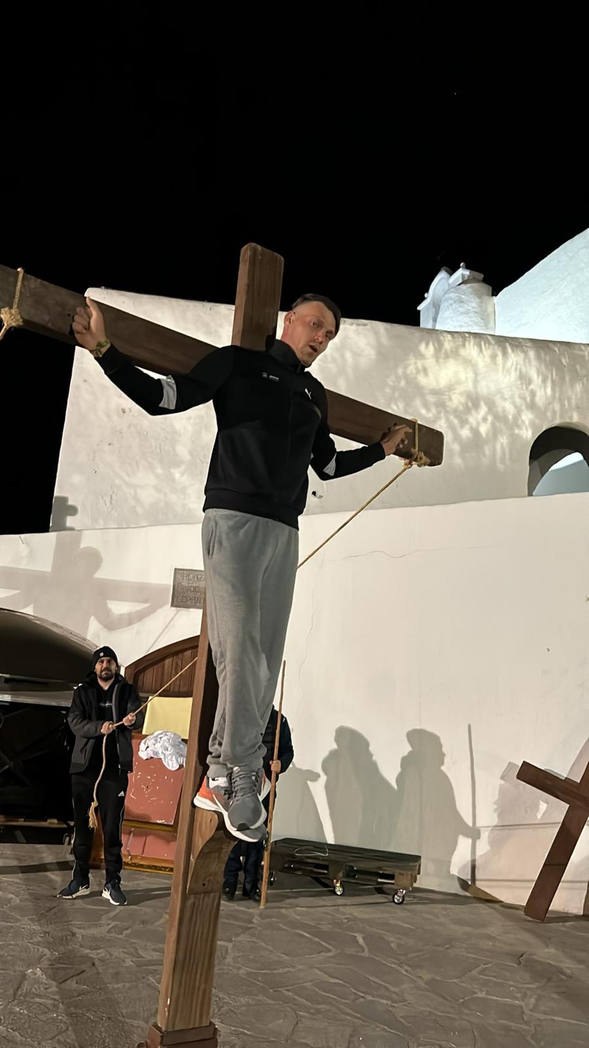 Mihail, el nuevo Jesús del vía crucis viviente de Santa Eulària.