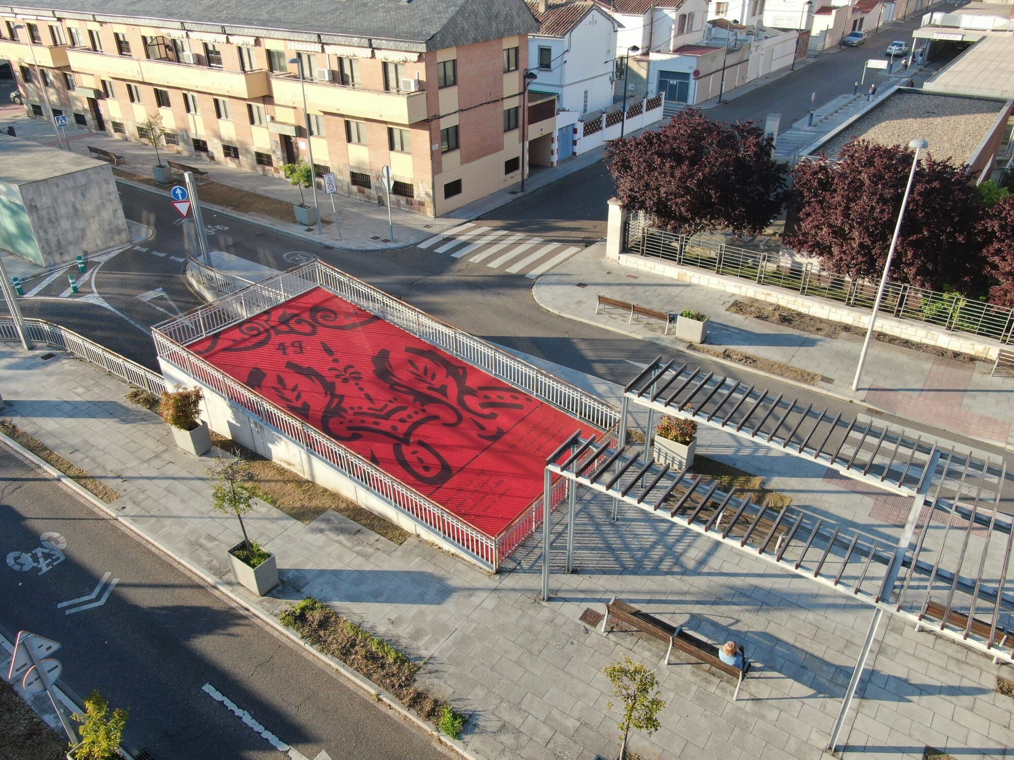 Dos nuevos murales en la avenida de los Reyes Católicos de Zamora
