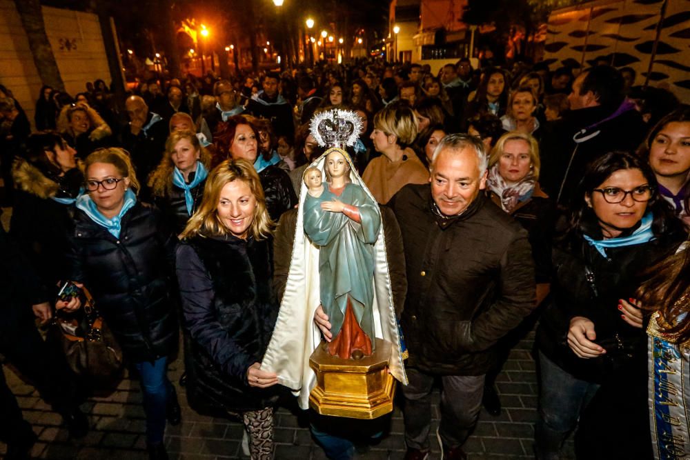 Benidorm celebra la procesión de El Alba de la Virgen del Sufragio