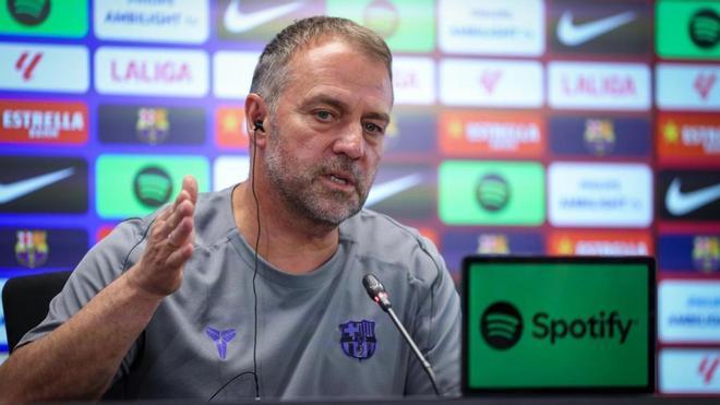Hansi Flick, sobre Raphinha: Rapha es uno de esos jugadores que siempre da el 100%