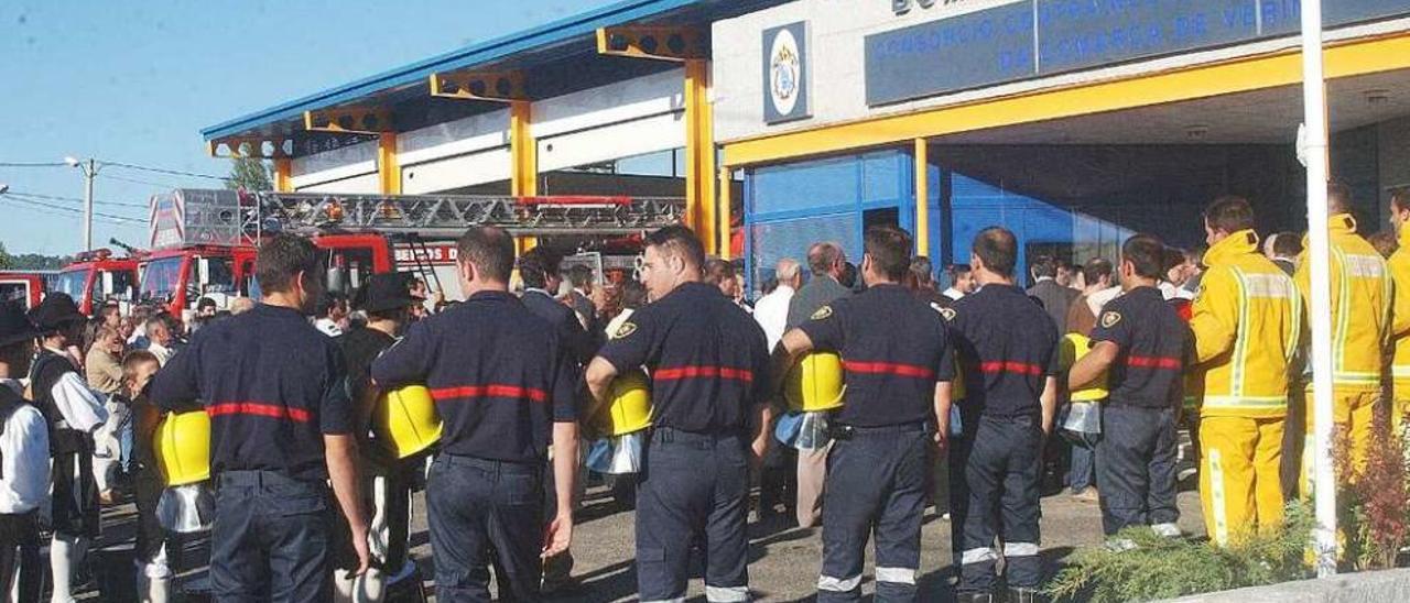 Bomberos en el parque comarcal de Verín, integrado en el consorcio. // Iñaki Osorio